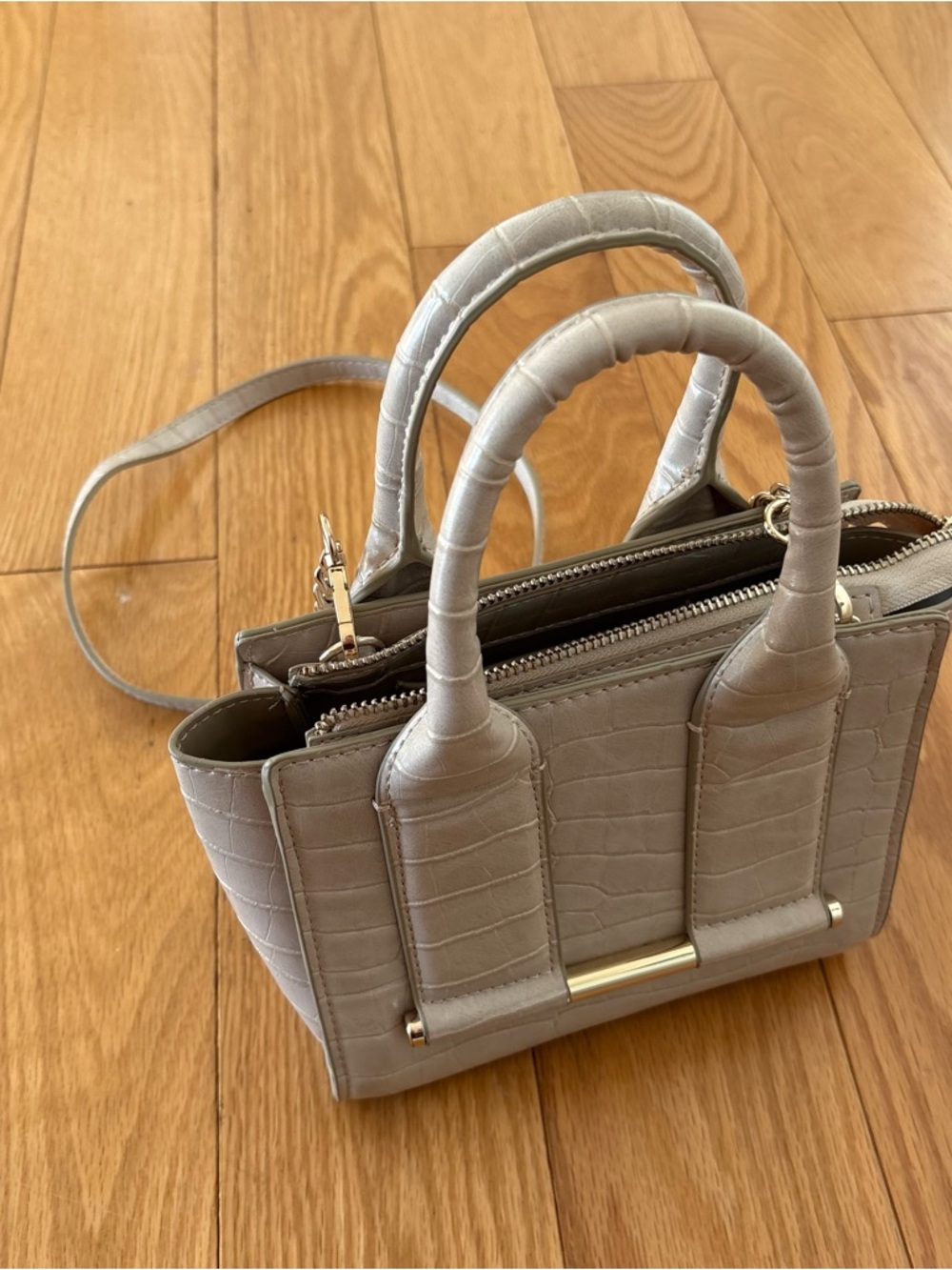 Structured Croc-Embossed Top Handle Bag in Light Taupe Zara